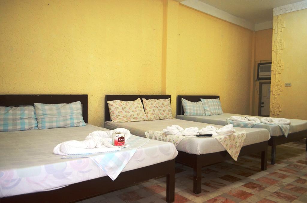 Airportside Inn Puerto Princesa Esterno foto