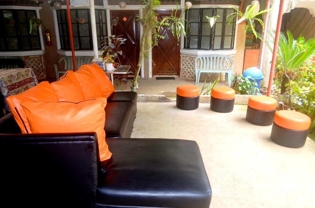 Airportside Inn Puerto Princesa Esterno foto