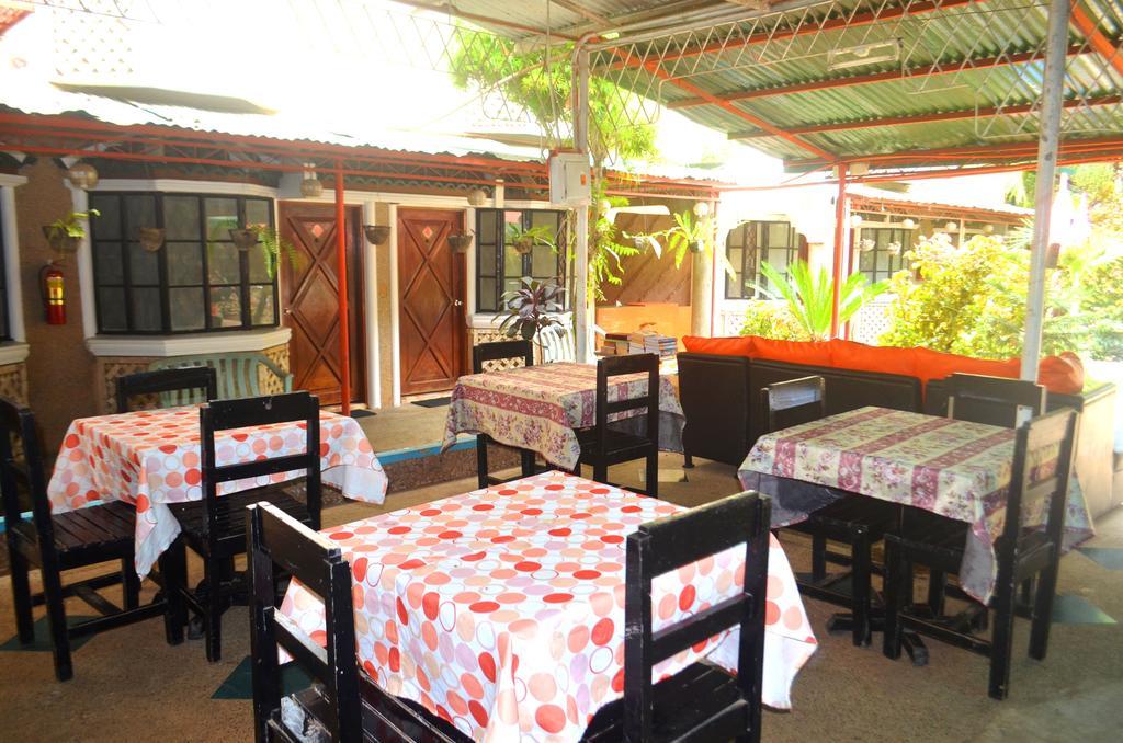 Airportside Inn Puerto Princesa Esterno foto