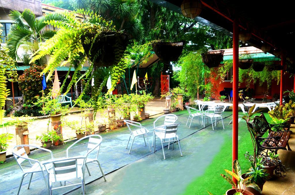 Airportside Inn Puerto Princesa Esterno foto