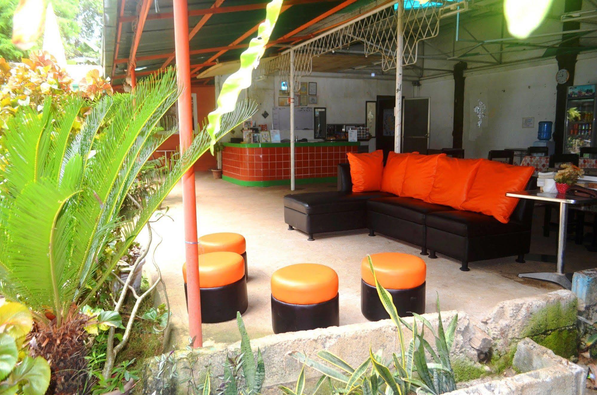 Airportside Inn Puerto Princesa Esterno foto